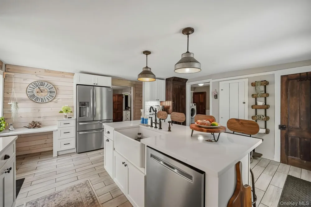 51 Mountainside Road Warwick, NY 10990