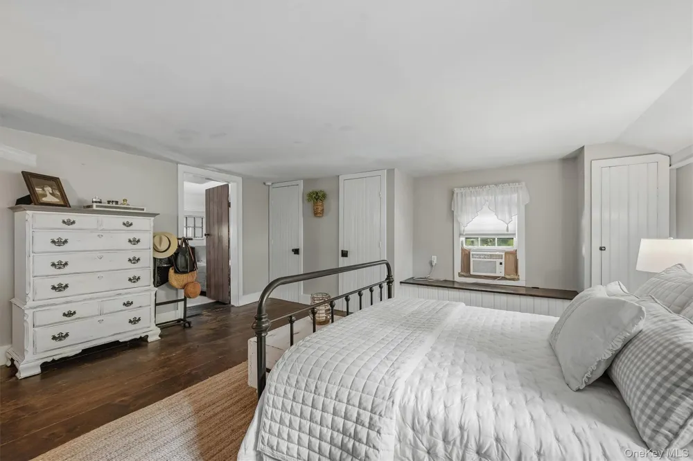 51 Mountainside Road Warwick, NY 10990
