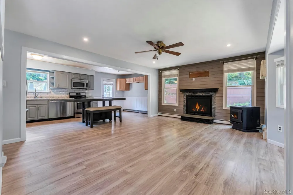 14 Seaside Avenue Sound Beach, NY 11789
