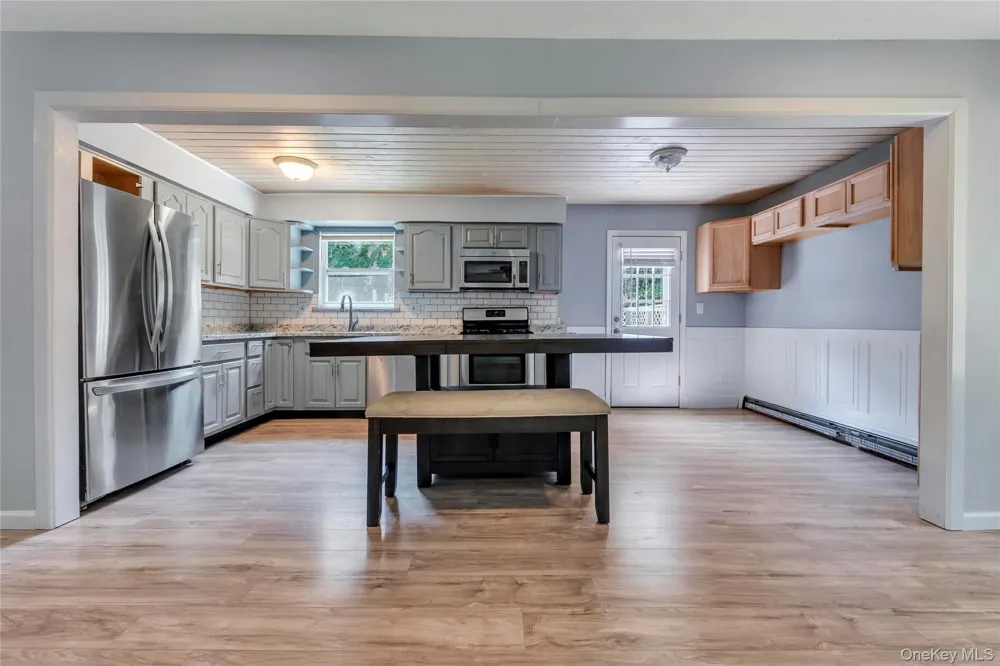 14 Seaside Avenue Sound Beach, NY 11789