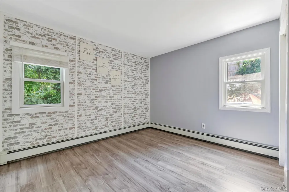 14 Seaside Avenue Sound Beach, NY 11789