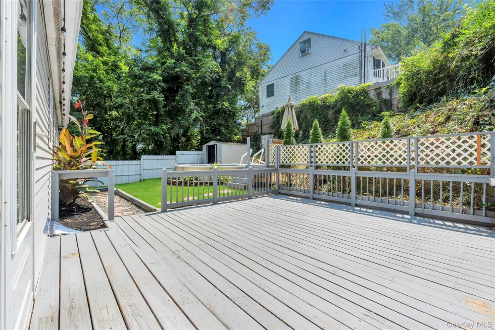 14 Seaside Avenue Sound Beach, NY 11789