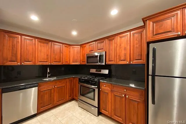 280 Bellmore Avenue #36 East Islip, NY 11730