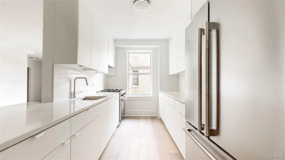 14809 Northern Boulevard #5M Flushing, NY 11354