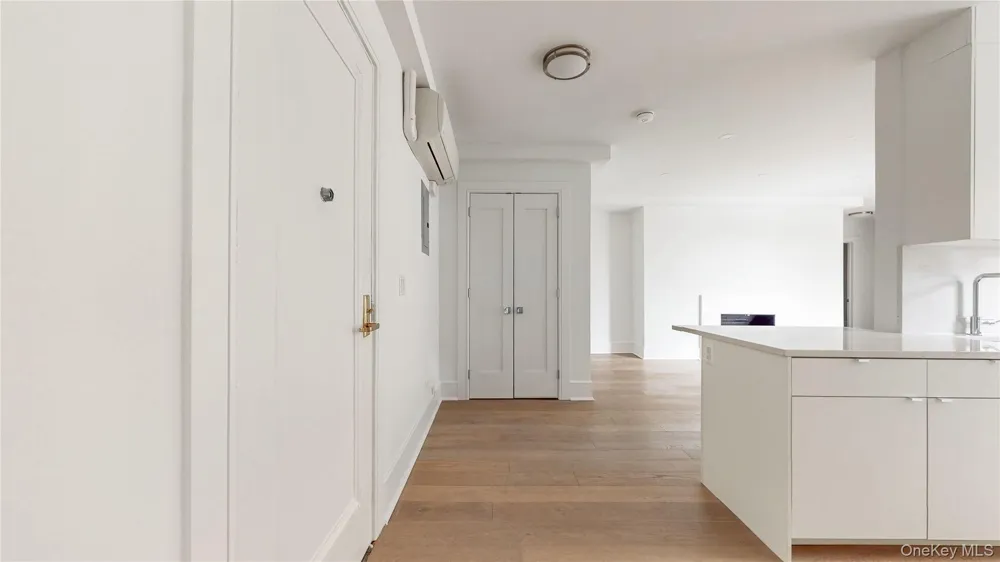 14809 Northern Boulevard #5M Flushing, NY 11354