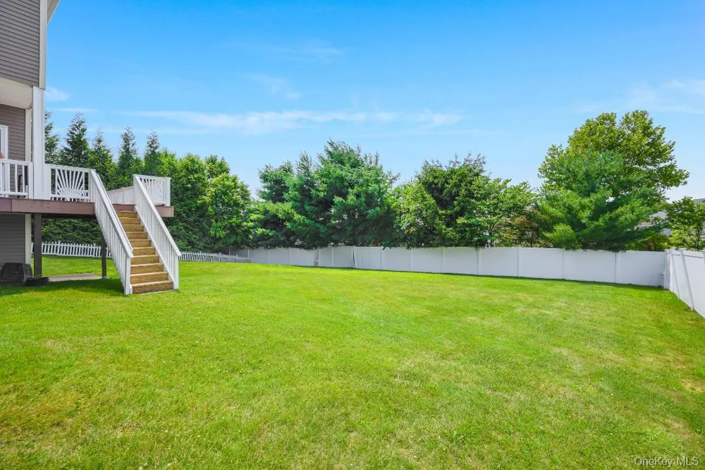 36 Thames Road Poughkeepsie, NY 12603
