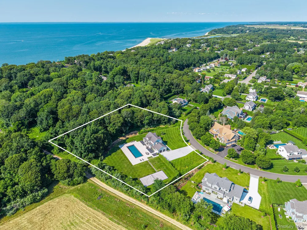 2790 Stanley Road Mattituck, NY 11952