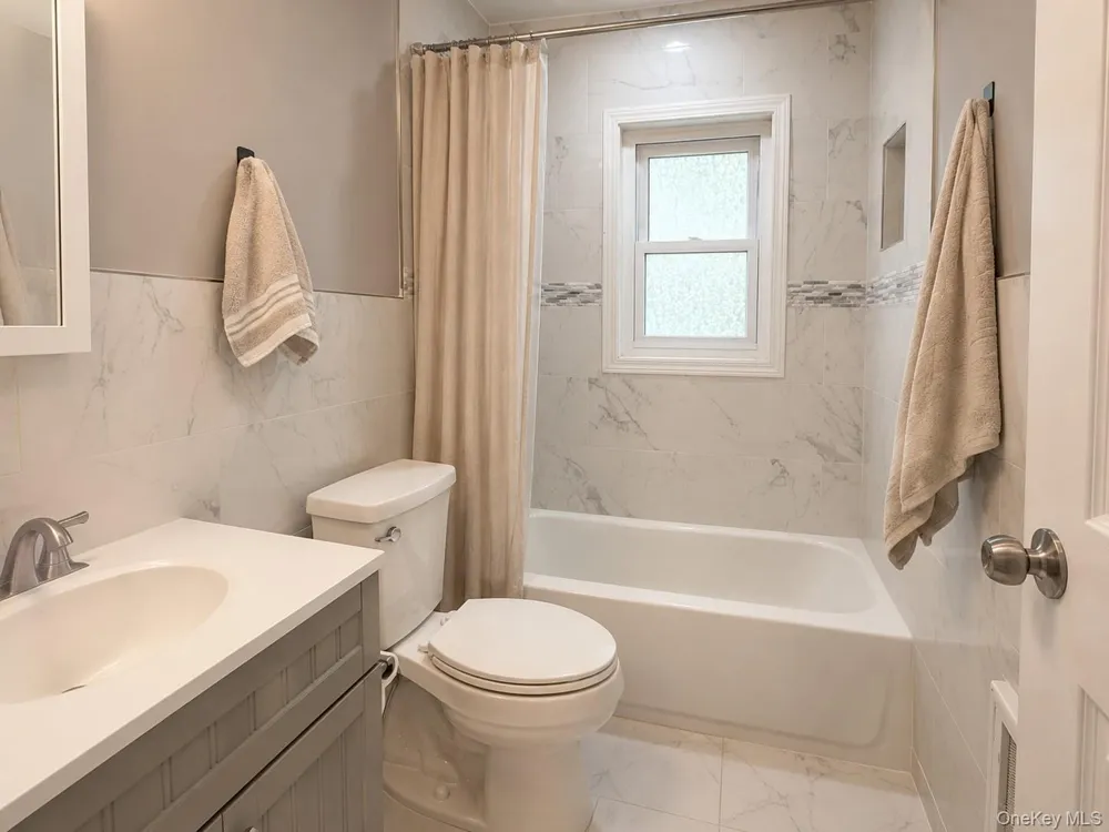 7 Lake Drive Middle Island, NY 11953