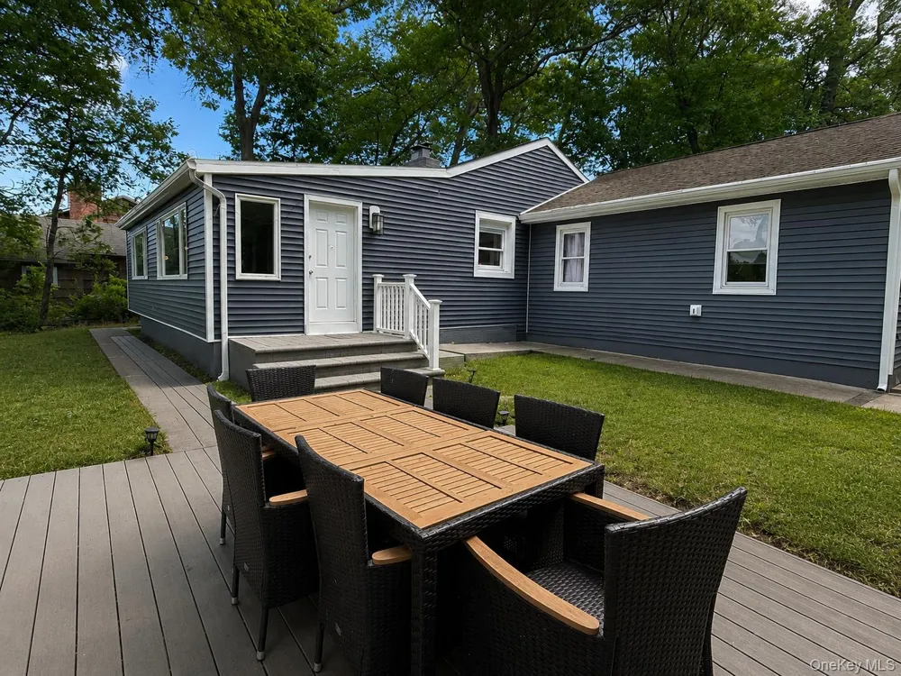 7 Lake Drive Middle Island, NY 11953