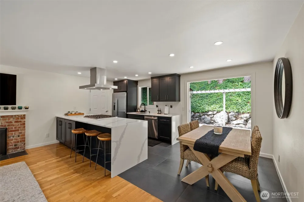 450 Mount Defiance Circle SW Issaquah, WA 98027