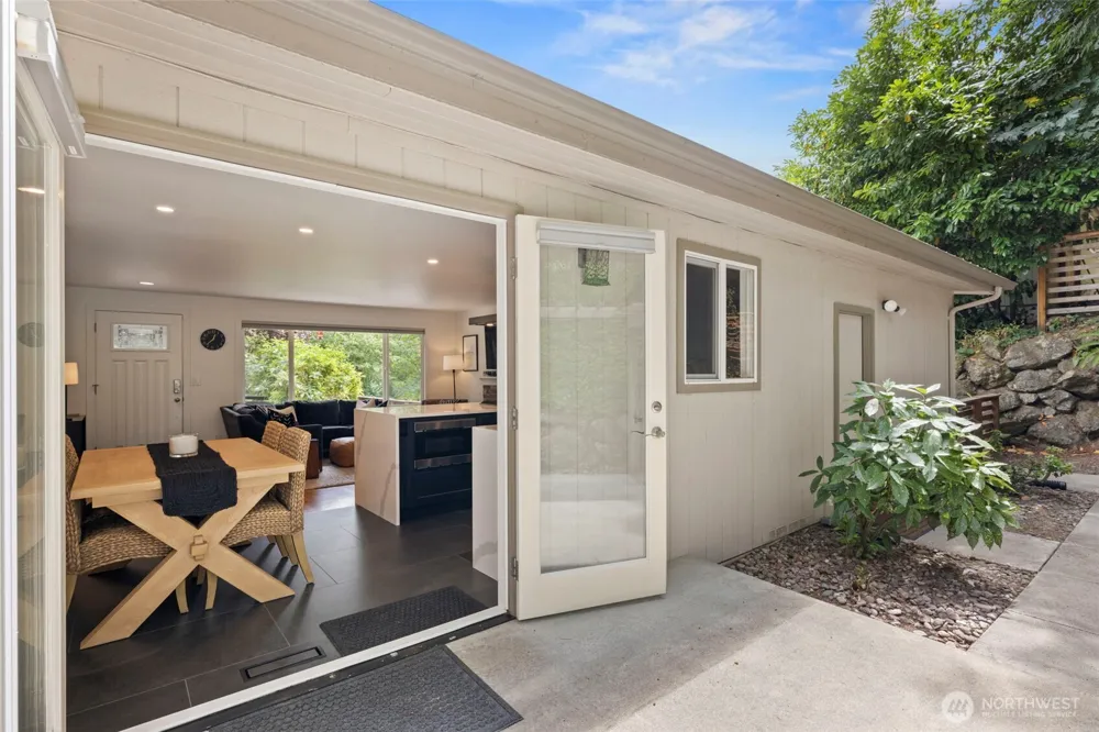 450 Mount Defiance Circle SW Issaquah, WA 98027