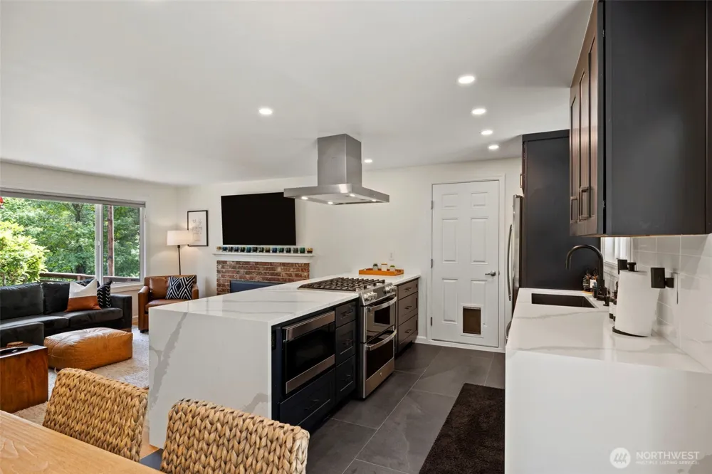 450 Mount Defiance Circle SW Issaquah, WA 98027