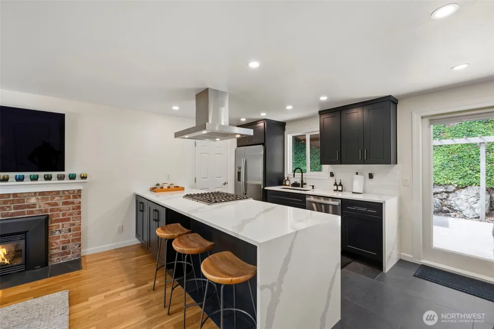450 Mount Defiance Circle SW Issaquah, WA 98027