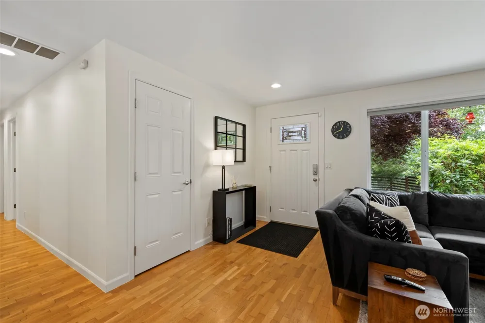 450 Mount Defiance Circle SW Issaquah, WA 98027