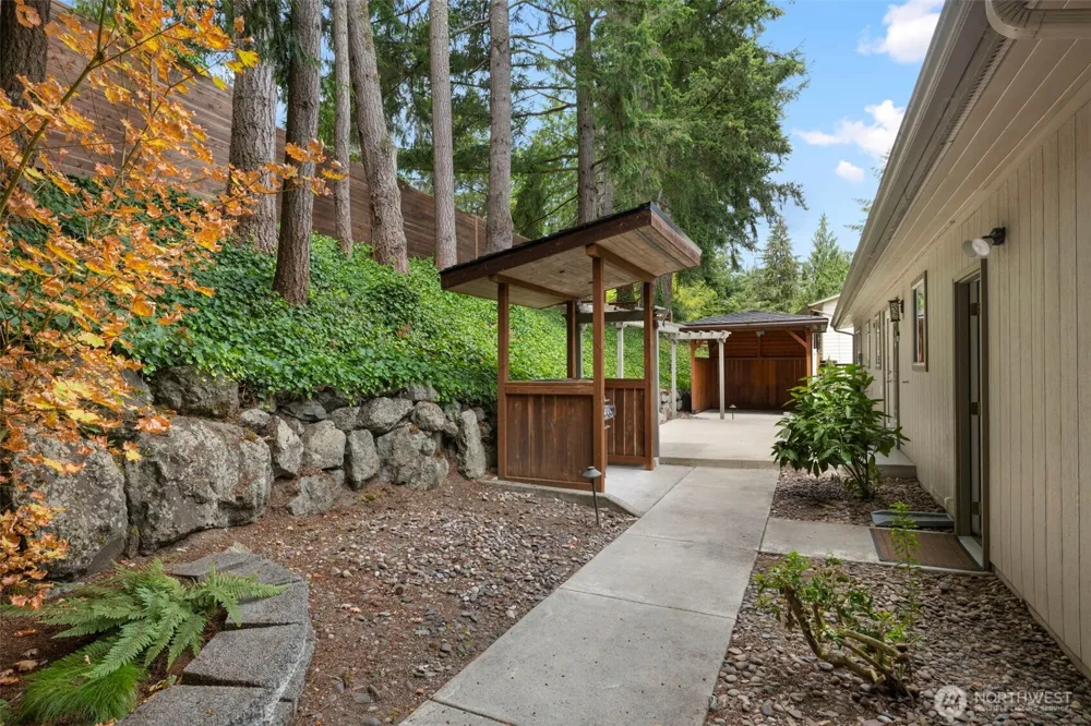 450 Mount Defiance Circle SW Issaquah, WA 98027