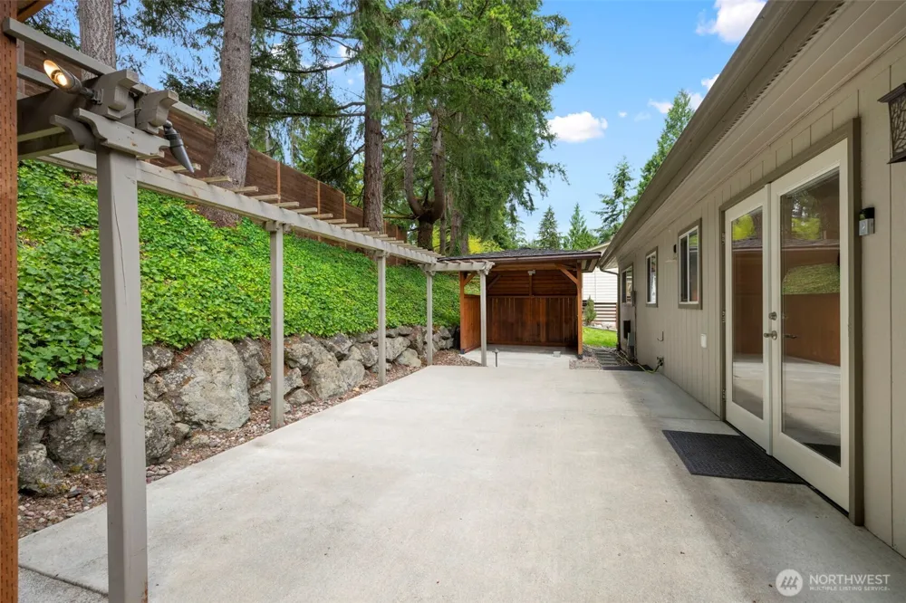 450 Mount Defiance Circle SW Issaquah, WA 98027