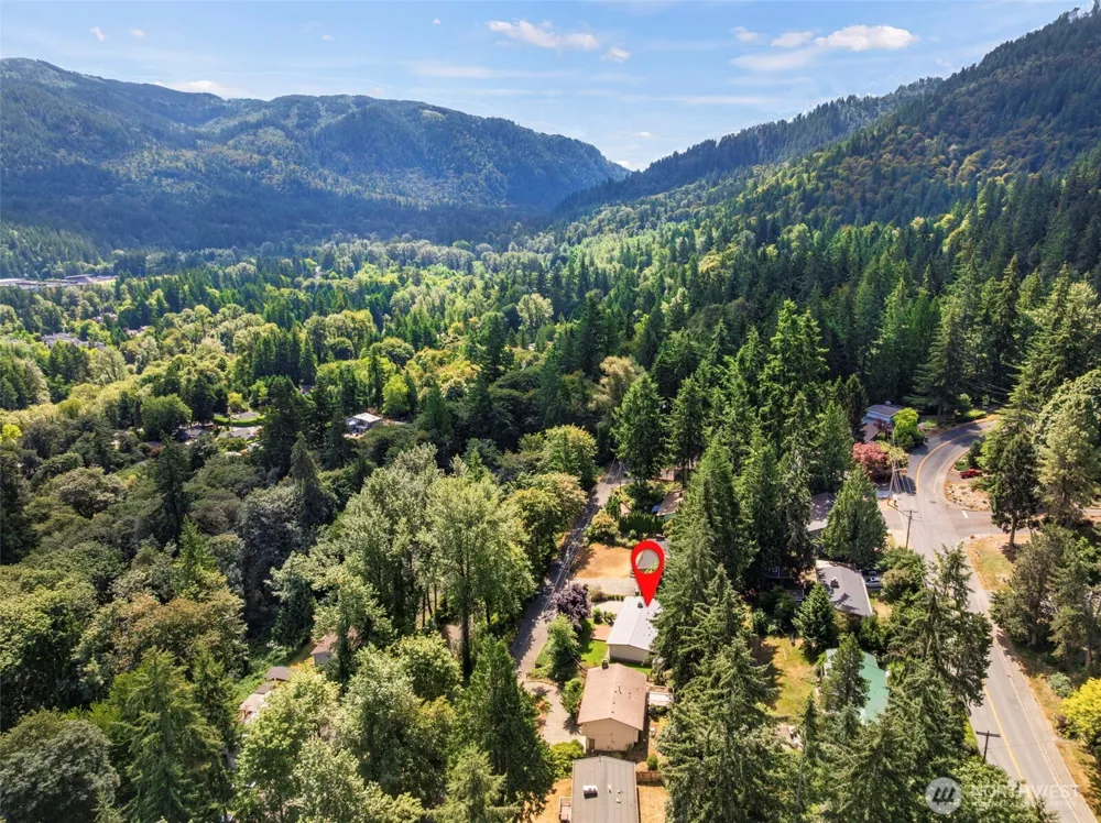 450 Mount Defiance Circle SW Issaquah, WA 98027
