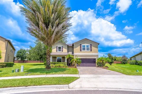 652 BISHOP BAY LOOP