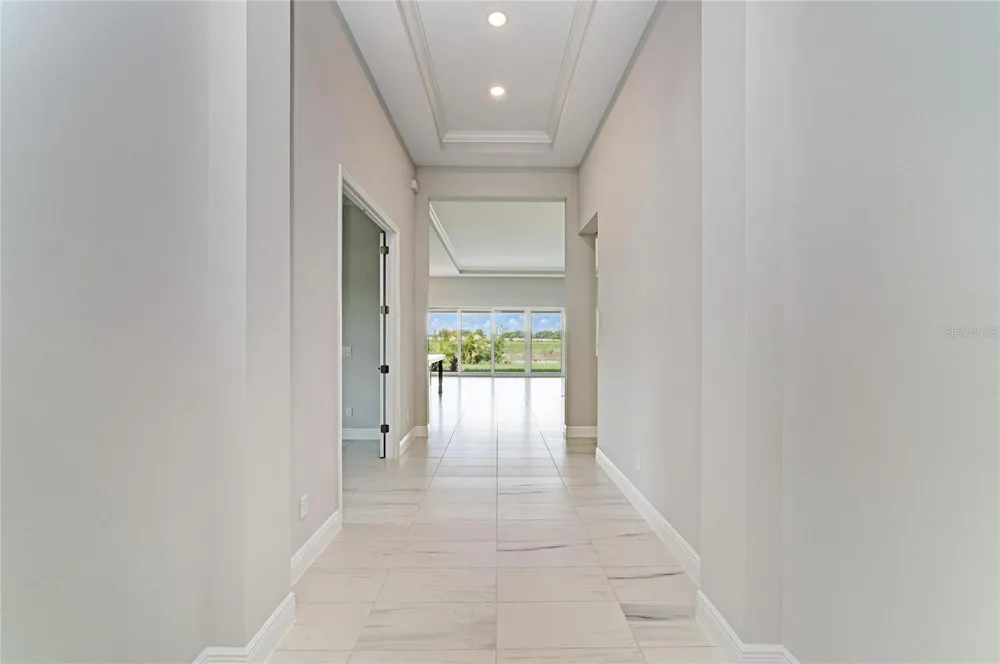 10183 LILAC MANOR TRACE San Antonio, FL 33576