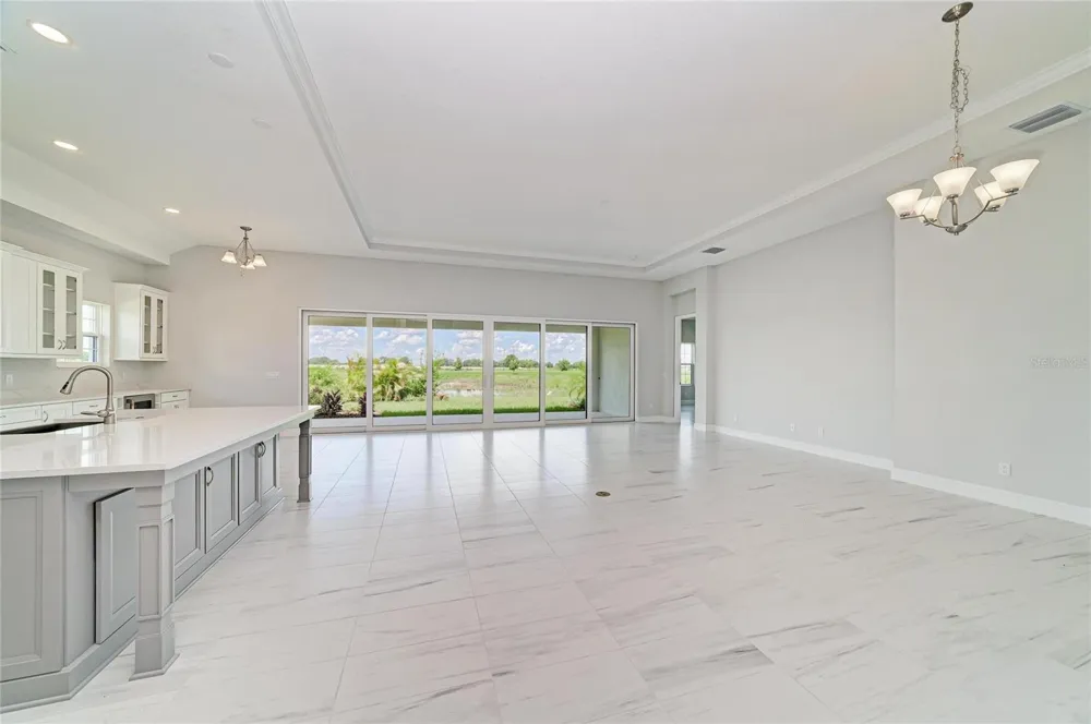 10183 LILAC MANOR TRACE San Antonio, FL 33576