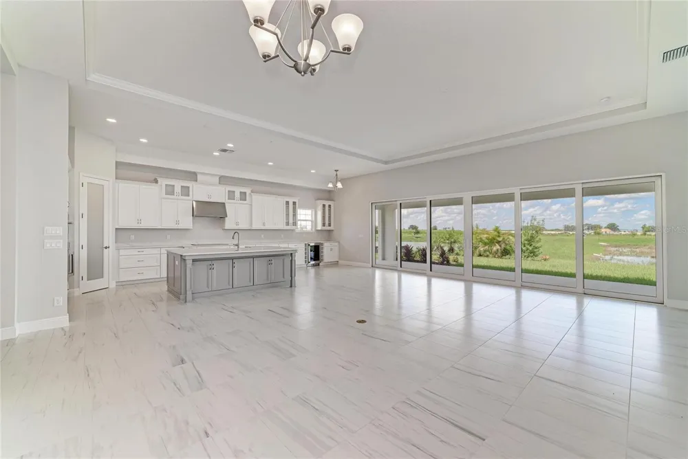 10183 LILAC MANOR TRACE San Antonio, FL 33576
