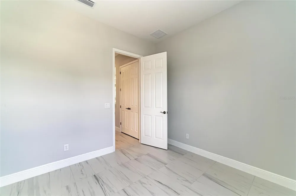10183 LILAC MANOR TRACE San Antonio, FL 33576
