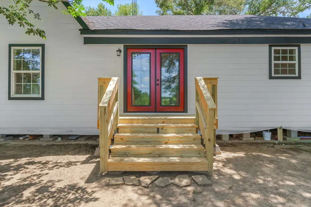4022 VZ County Road 1701 Grand Saline, TX 75140