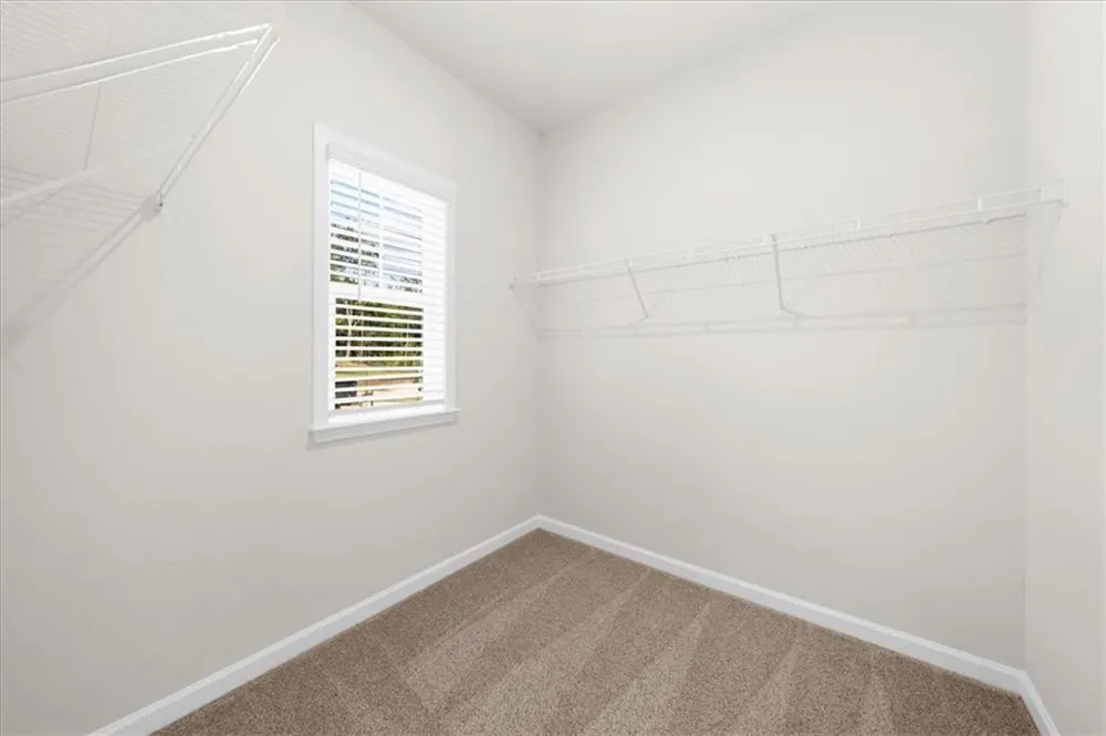 8620 Standing Stone Ball Ground, GA 30107