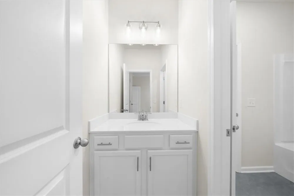 8620 Standing Stone Ball Ground, GA 30107