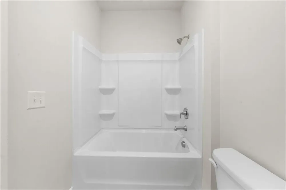8620 Standing Stone Ball Ground, GA 30107
