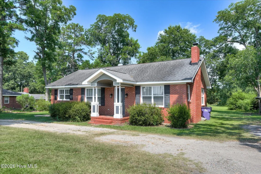 436 Main Street Saluda, SC 29138