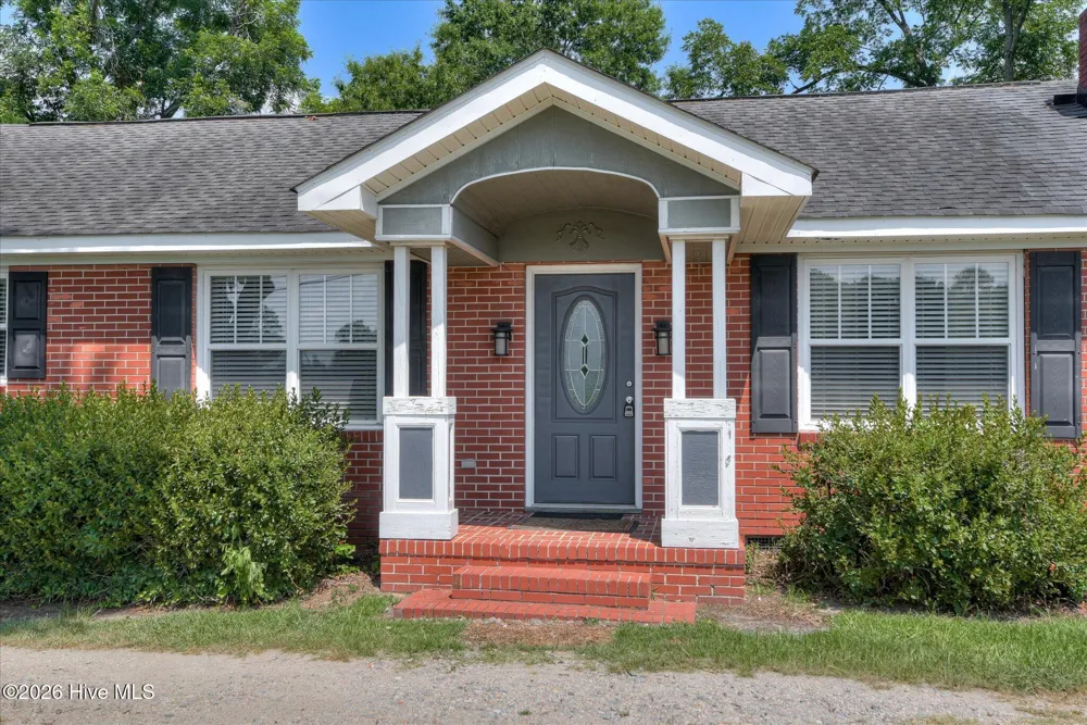 436 Main Street Saluda, SC 29138