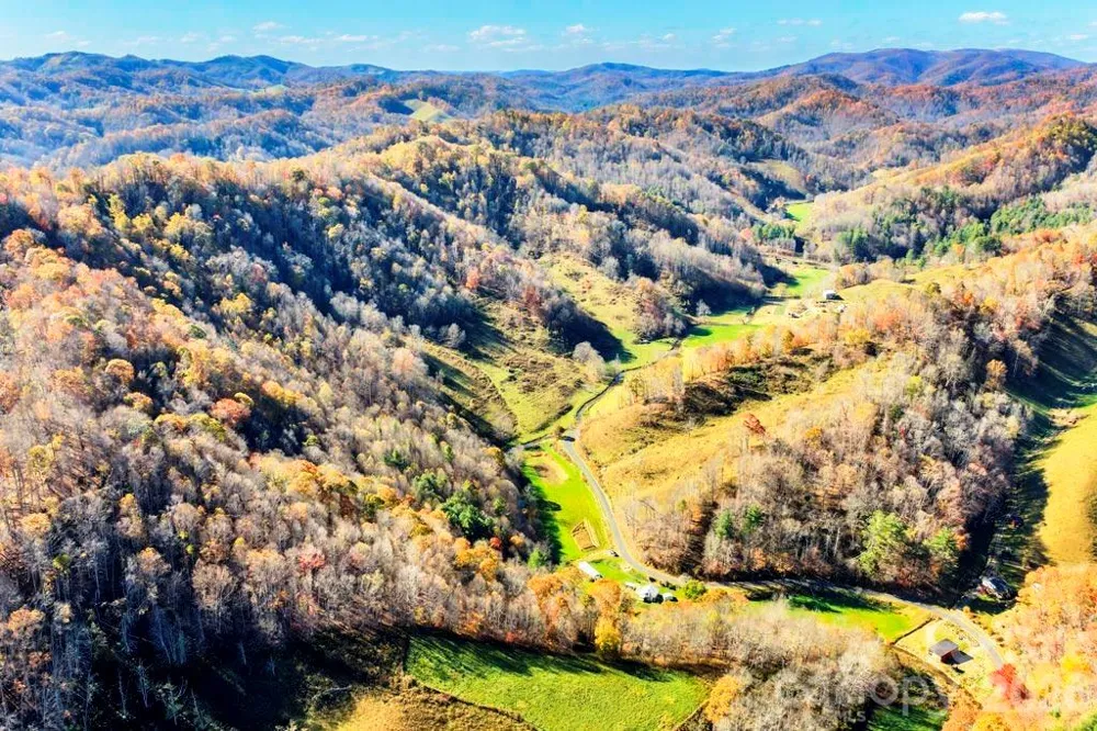 tbd E Little Horse Creek Road Lansing, NC 28643