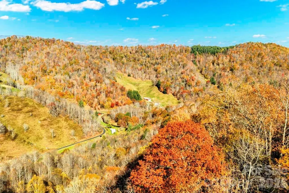 tbd E Little Horse Creek Road Lansing, NC 28643