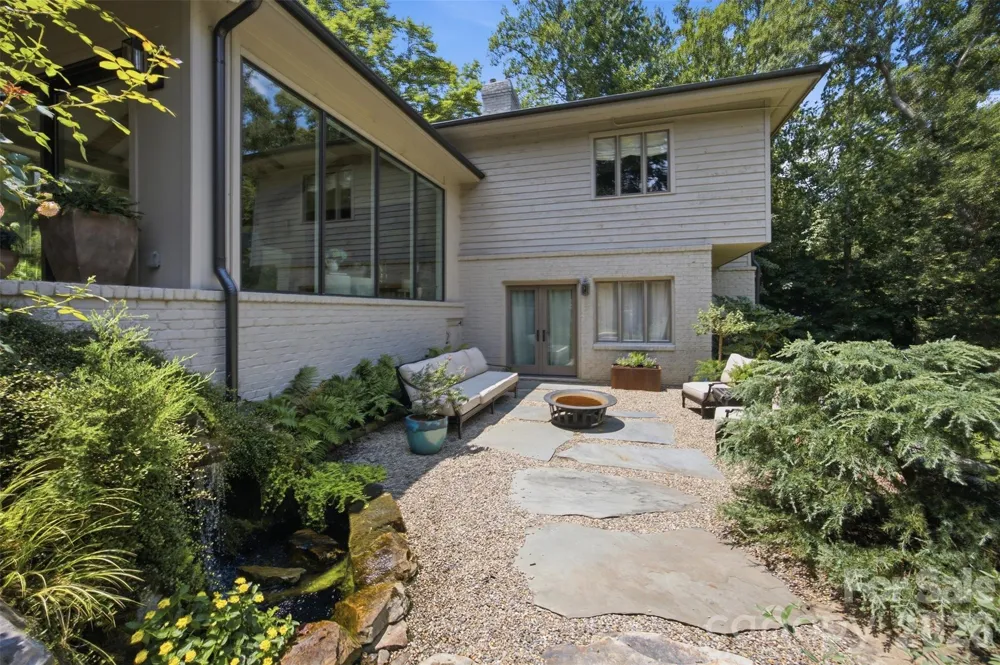 528 Stuart Ridge Cramerton, NC 28032