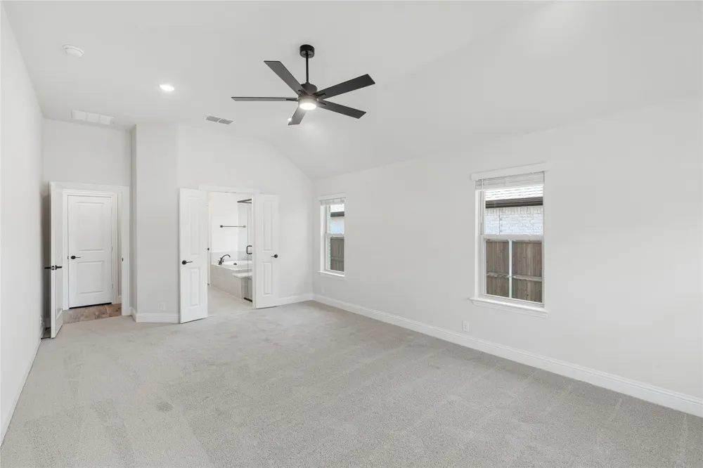 2315 Legacy Oaks Lane Bedford, TX 76021