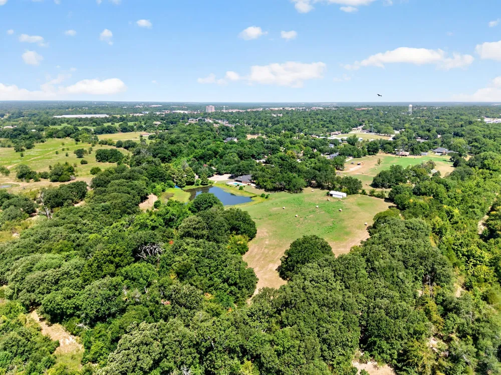 3041 Choctaw Road Commerce, TX 75428