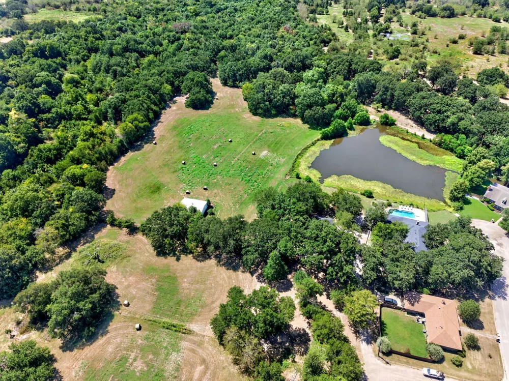 3041 Choctaw Road Commerce, TX 75428