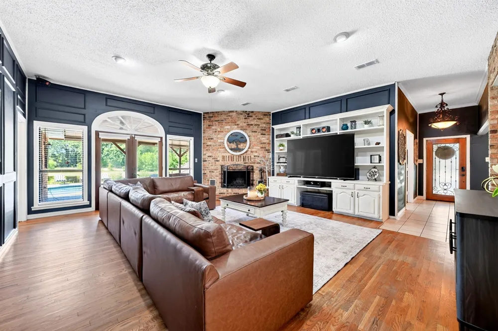3041 Choctaw Road Commerce, TX 75428
