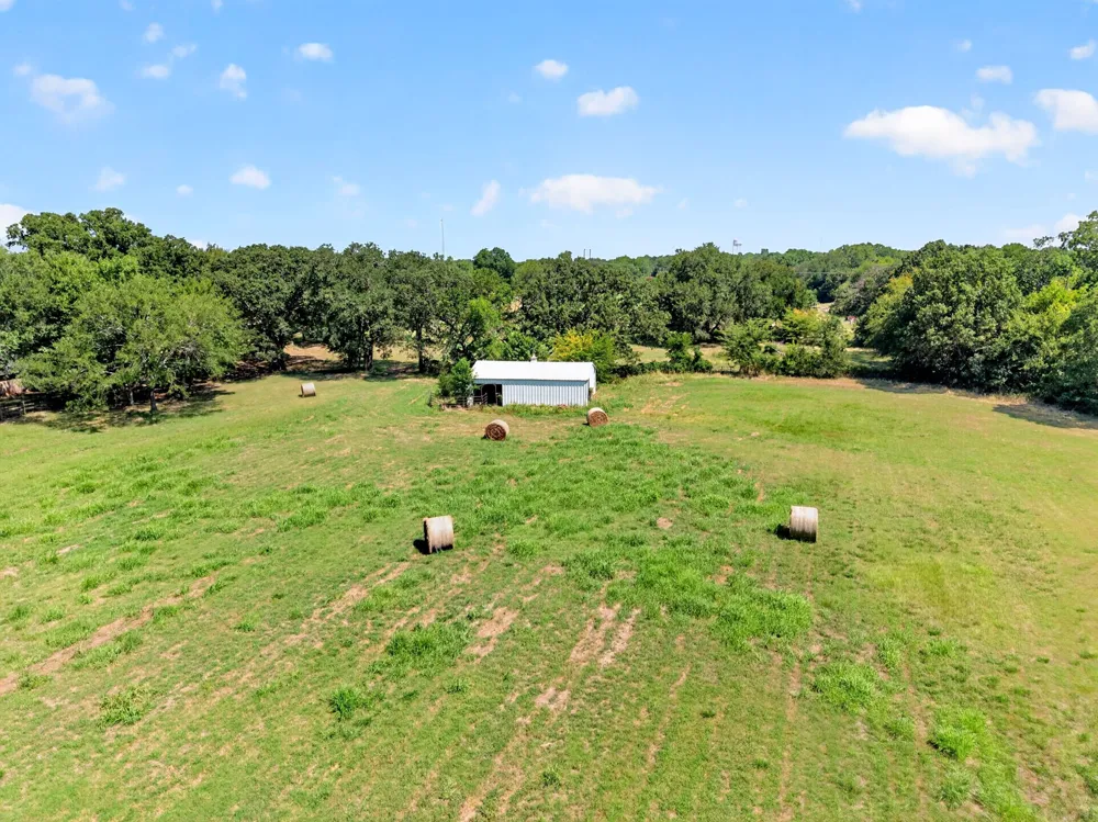 3041 Choctaw Road Commerce, TX 75428