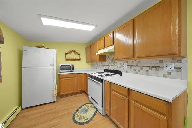 6145 Parker Drive Lake, MI 48632
