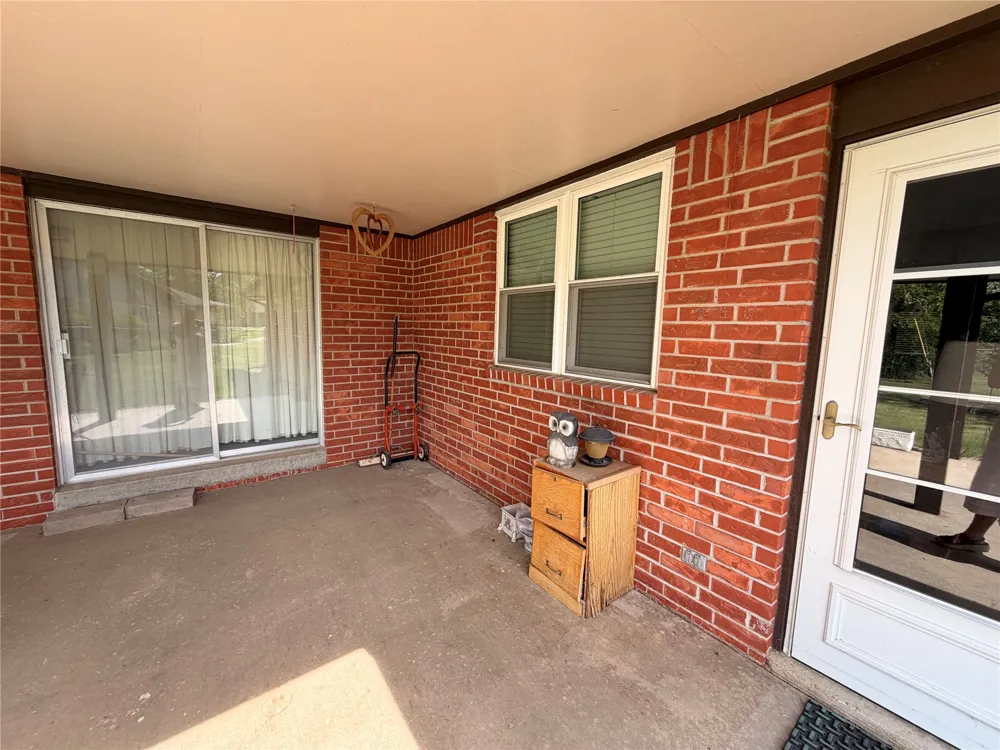 837 Concord Drive Bartlesville, OK 74006