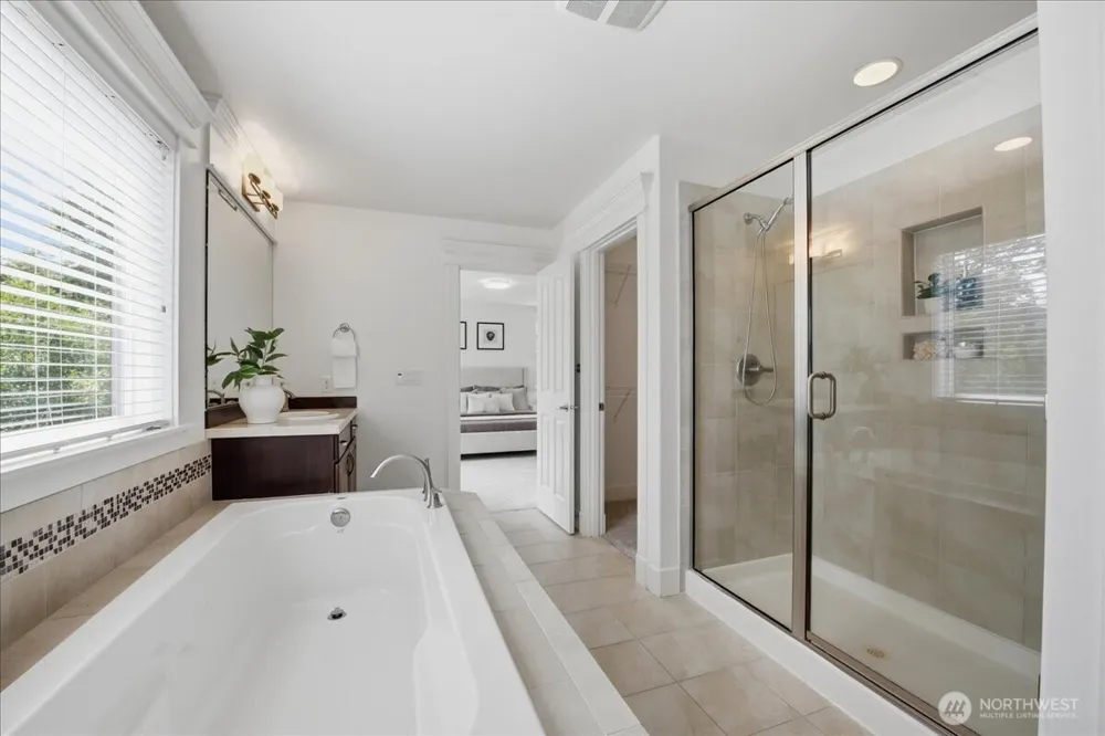 2210 NW Harmony Way Issaquah, WA 98027
