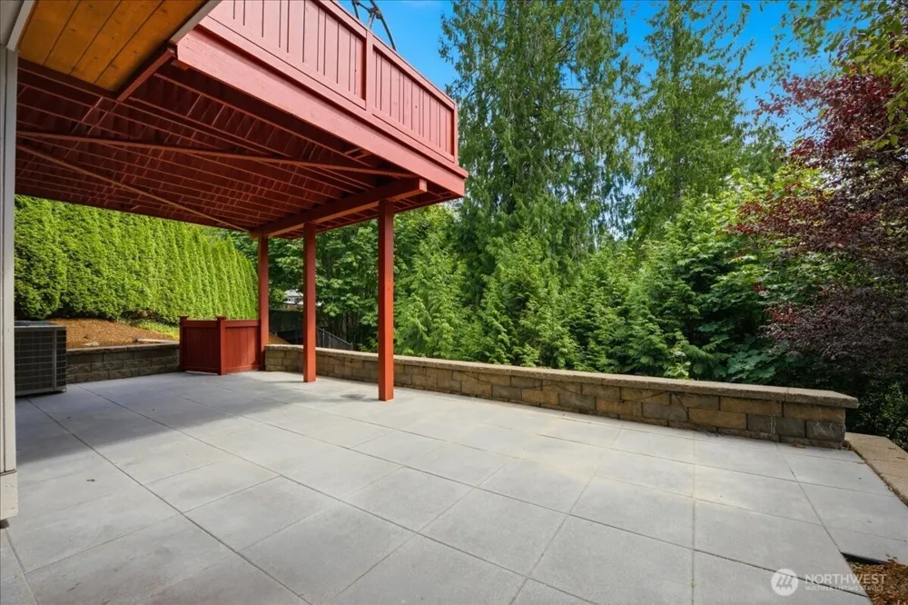 2210 NW Harmony Way Issaquah, WA 98027