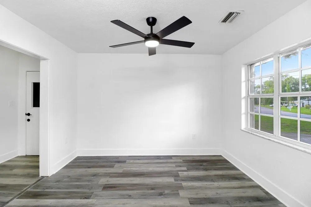12113 MIDLAKE DRIVE Tampa, FL 33612
