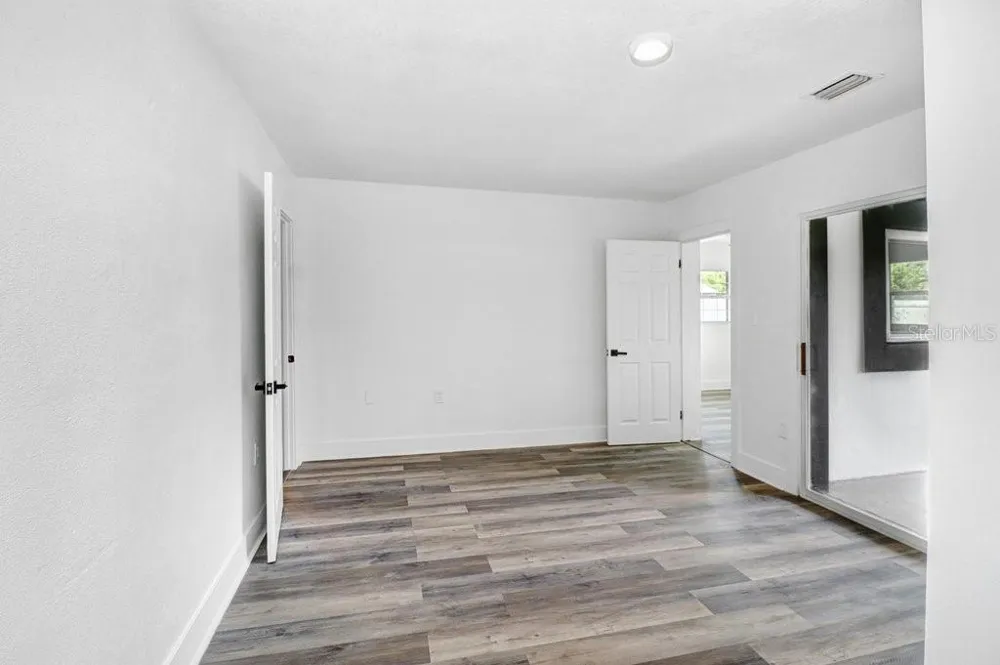 12113 MIDLAKE DRIVE Tampa, FL 33612