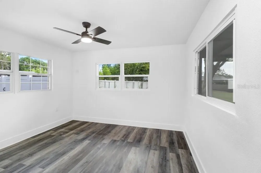 12113 MIDLAKE DRIVE Tampa, FL 33612