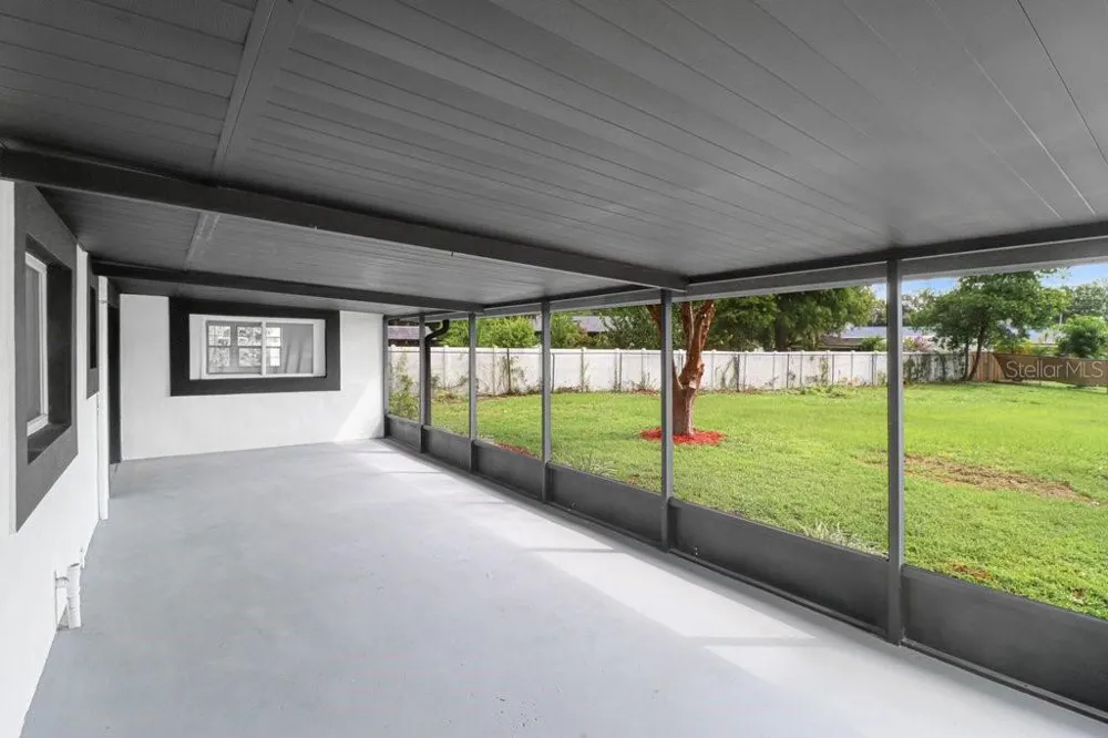 12113 MIDLAKE DRIVE Tampa, FL 33612