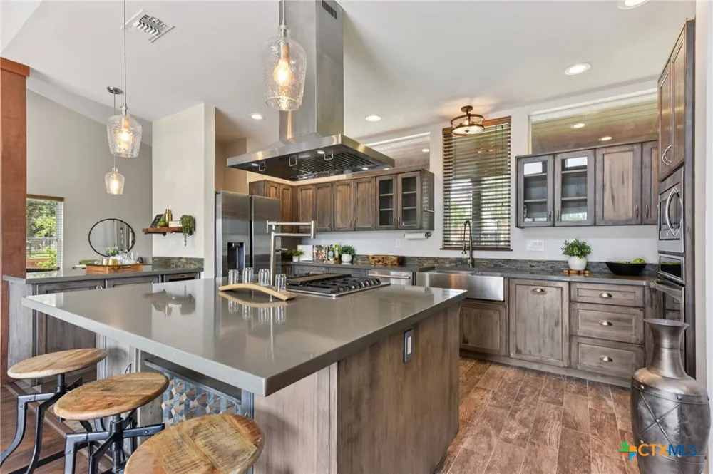 471 Turkey Drive Dripping Springs, TX 78620