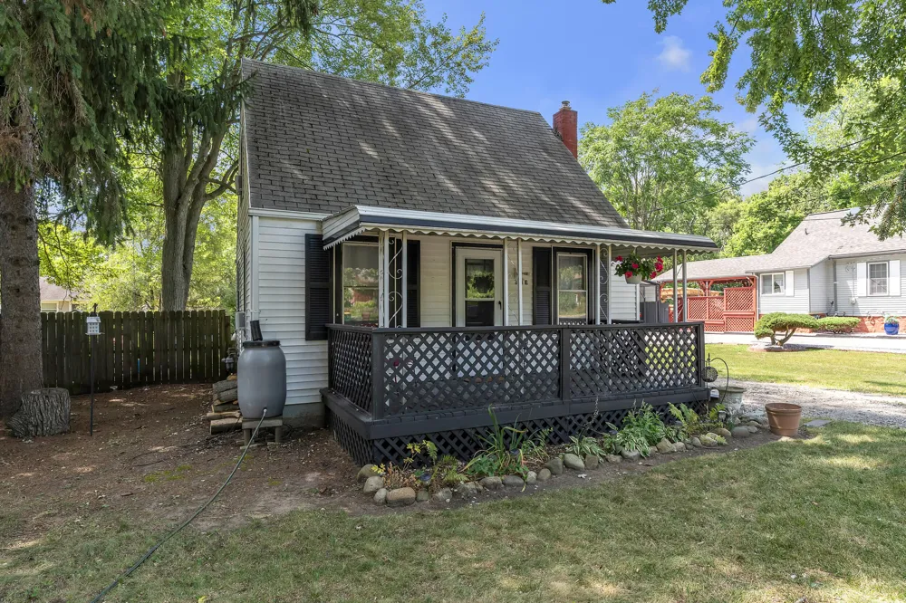 350 E Clark Road Ypsilanti, MI 48198